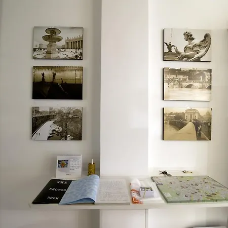 ベッド・アンド・ブレックファスト The Photos